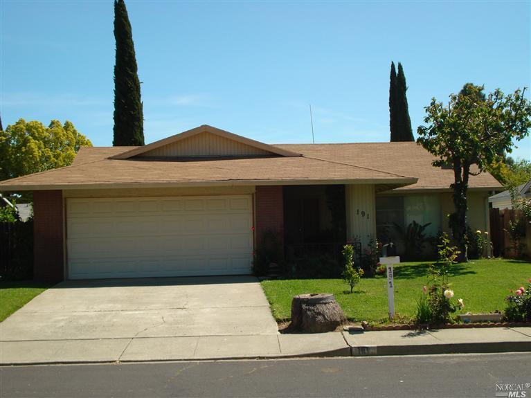 191 Edwin Dr, Vacaville, CA 95687 photo 1