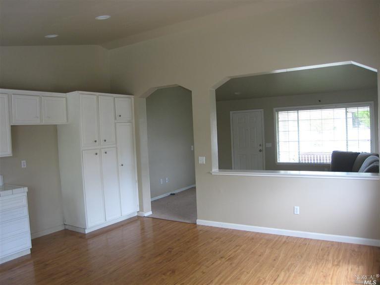 950 Ventana Dr, Windsor, CA 95492 photo 3