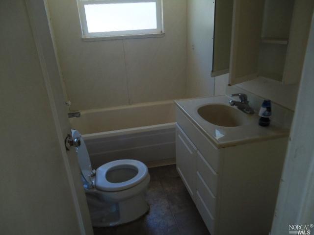 390 Idora Ave, Vallejo, CA 94591 photo 6