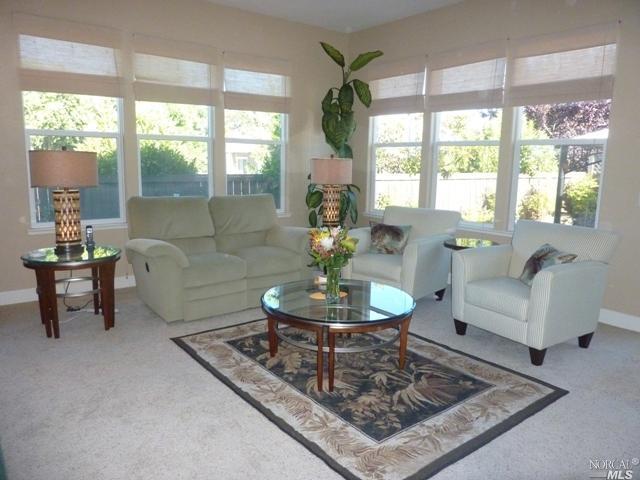 241 Decanter Cir, Windsor, CA 95492 photo 6