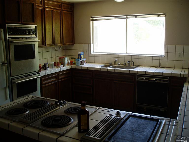 200 Helman Ln, Cotati, CA 94931 photo 2