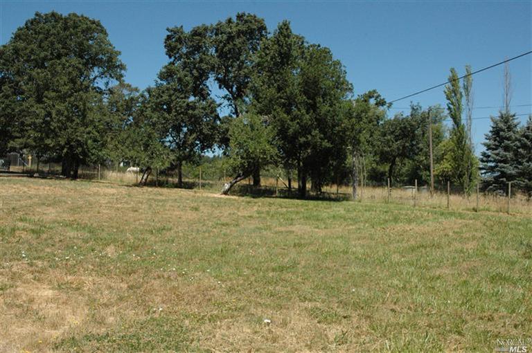 4568 Thomas Rd, Sebastopol, CA 95472 photo 2