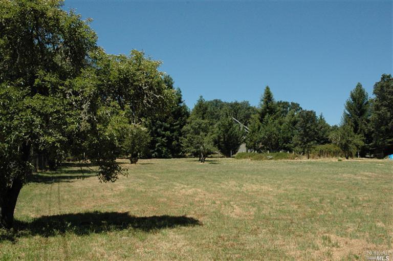4568 Thomas Rd, Sebastopol, CA 95472 photo 1