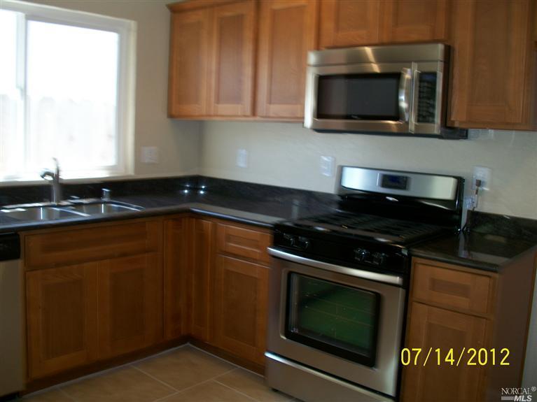108 Lofas Pl, Vallejo, CA 94589 photo 4