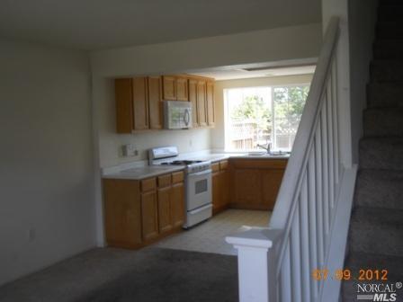 806 Daniels Ave, Vallejo, CA 94590 photo 2