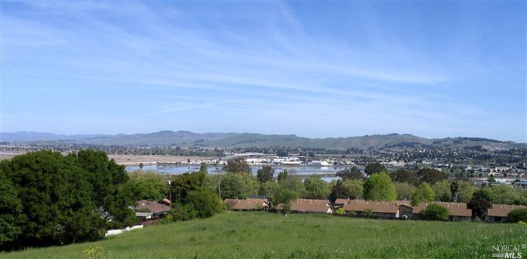 154 Plov Way, Vallejo, CA 94590 photo 2