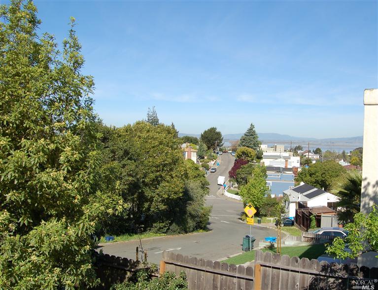 154 Plov Way, Vallejo, CA 94590 photo 4