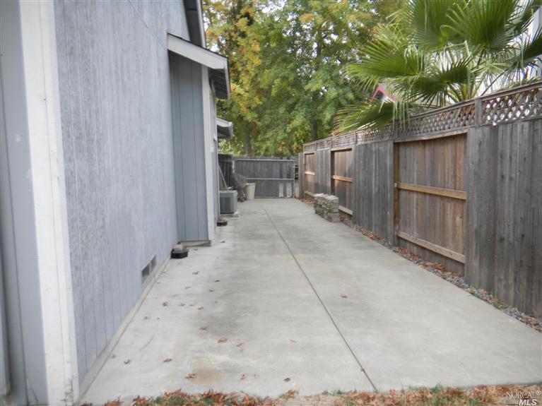 Undisclosed, Windsor, CA 95492 photo 16