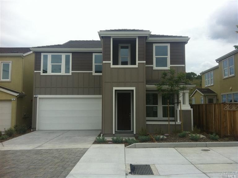 2 Borazon Ct, Petaluma, CA 94952 photo 2