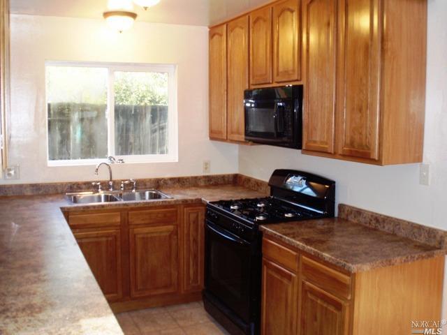 545 Cypress Ave, Ukiah, CA 95482 photo 20