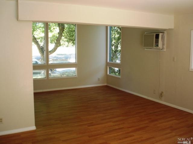 545 Cypress Ave, Ukiah, CA 95482 photo 7