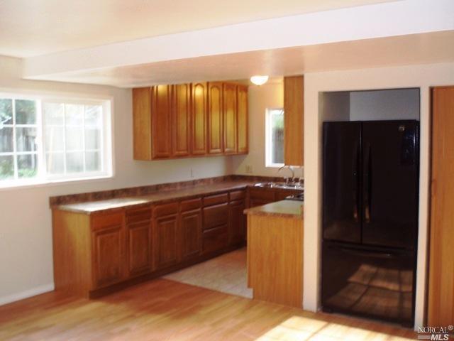 545 Cypress Ave, Ukiah, CA 95482 photo 21