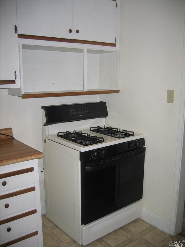 325 Ladera Dr, Vallejo, CA 94591 photo 9