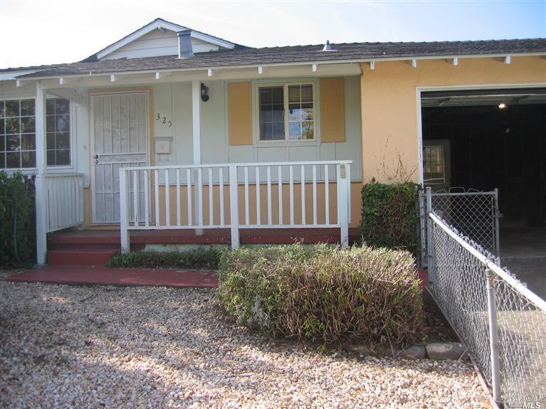 325 Ladera Dr, Vallejo, CA 94591 photo 2