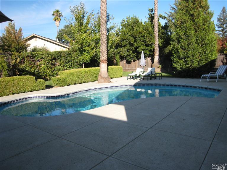 660 E Macarthur St, Sonoma, CA 95476 photo 3