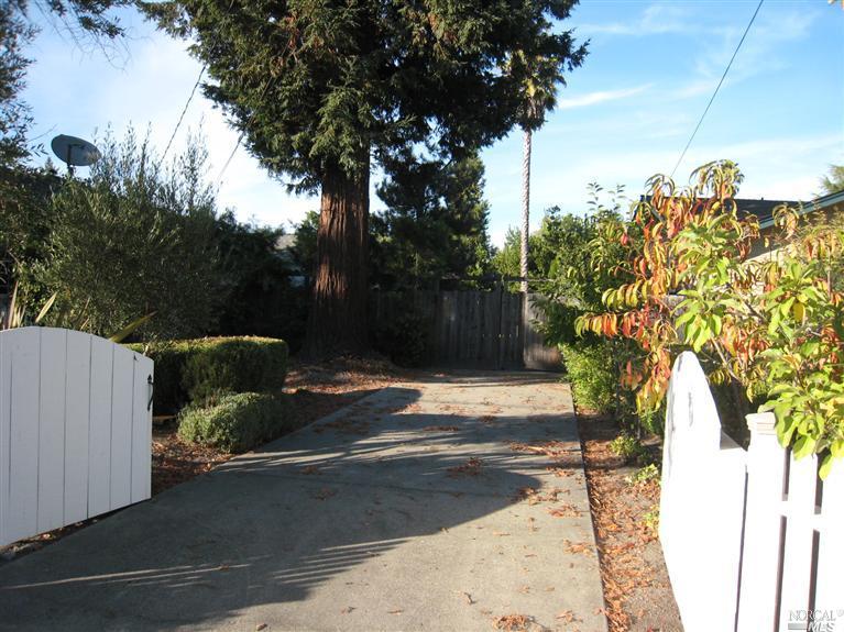 660 E Macarthur St, Sonoma, CA 95476 photo 4