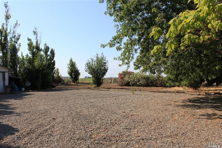 5830 Dixon Ave W, Dixon, CA 95620 photo 9