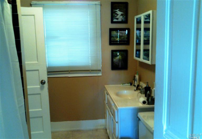 101 Cypress Ave, Vallejo, CA 94590 photo 4