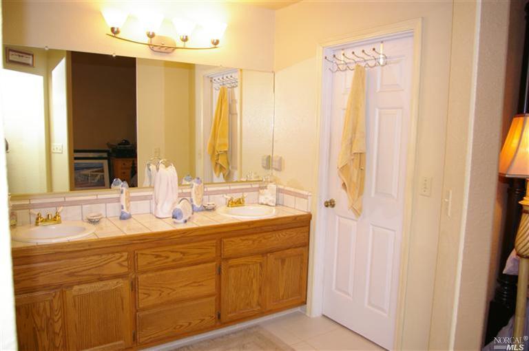 1638 Camellia Ct, Willits, CA 95490 photo 8