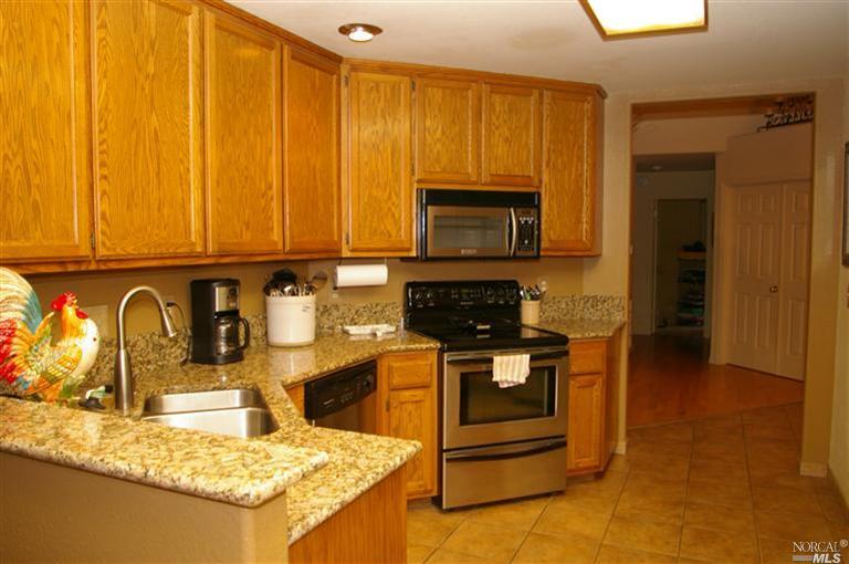 1638 Camellia Ct, Willits, CA 95490 photo 5
