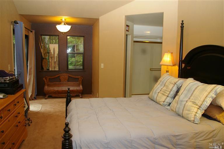 1638 Camellia Ct, Willits, CA 95490 photo 9