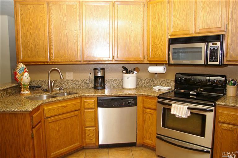 1638 Camellia Ct, Willits, CA 95490 photo 4