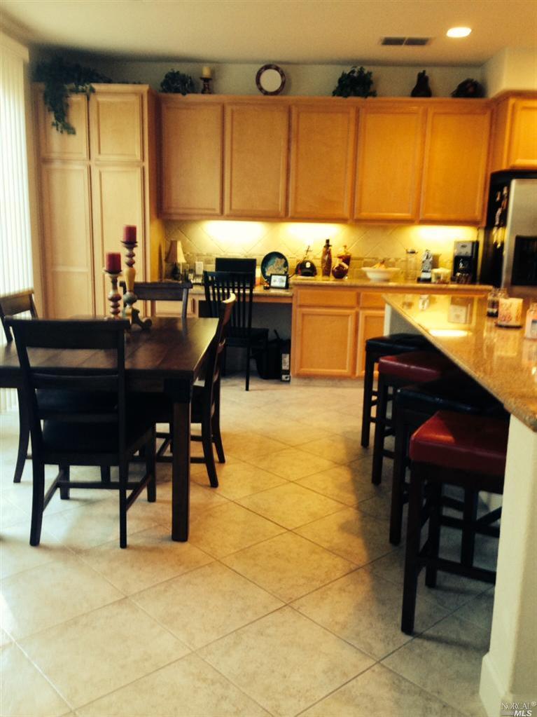 283 Decanter Cir, Windsor, CA 95492 photo 4