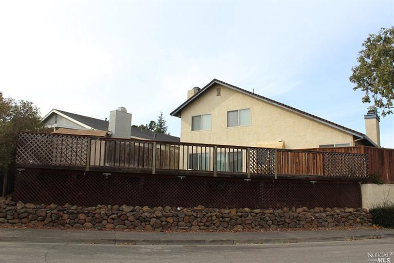 271 Shady Ln, Vallejo, CA 94591 photo 2