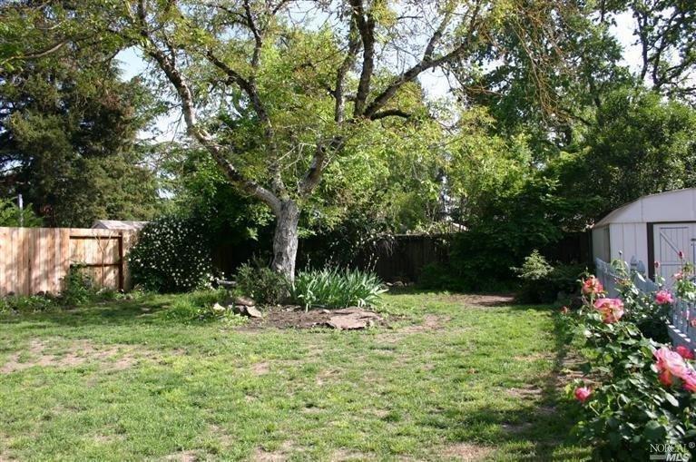 5497 Kay Dr, Windsor, CA 95492 photo 24
