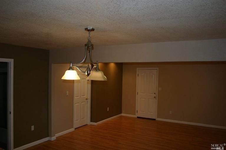 5497 Kay Dr, Windsor, CA 95492 photo 7