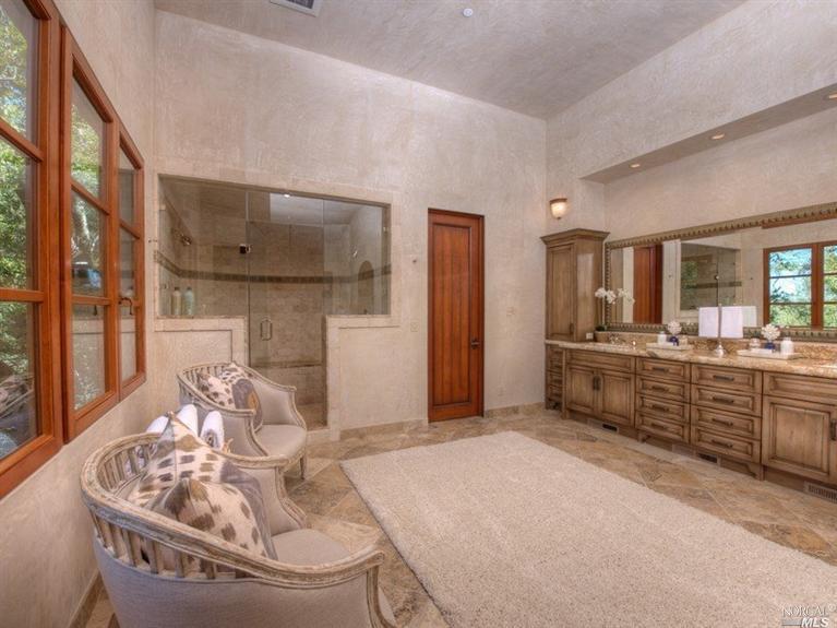 Undisclosed, Kentfield, CA 94904 photo 19