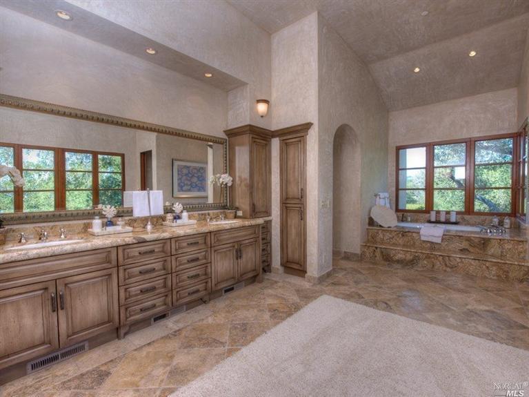 Undisclosed, Kentfield, CA 94904 photo 18