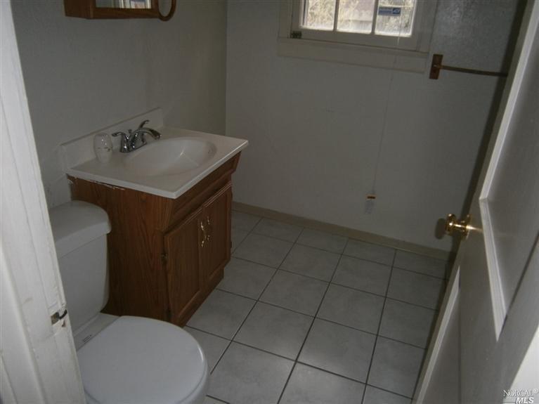 35 Rodgers St, Vallejo, CA 94590 photo 5