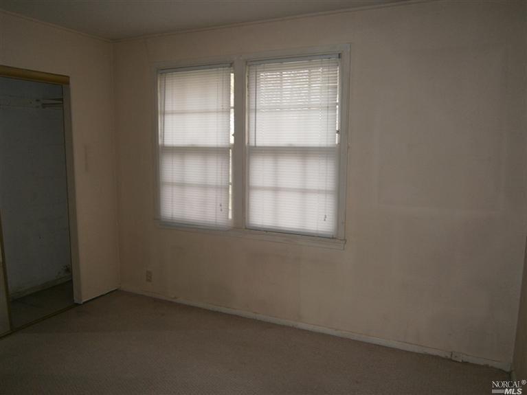 35 Rodgers St, Vallejo, CA 94590 photo 6