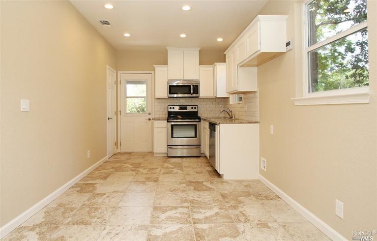 555 Riverside Dr, Napa, CA 94559 photo 6