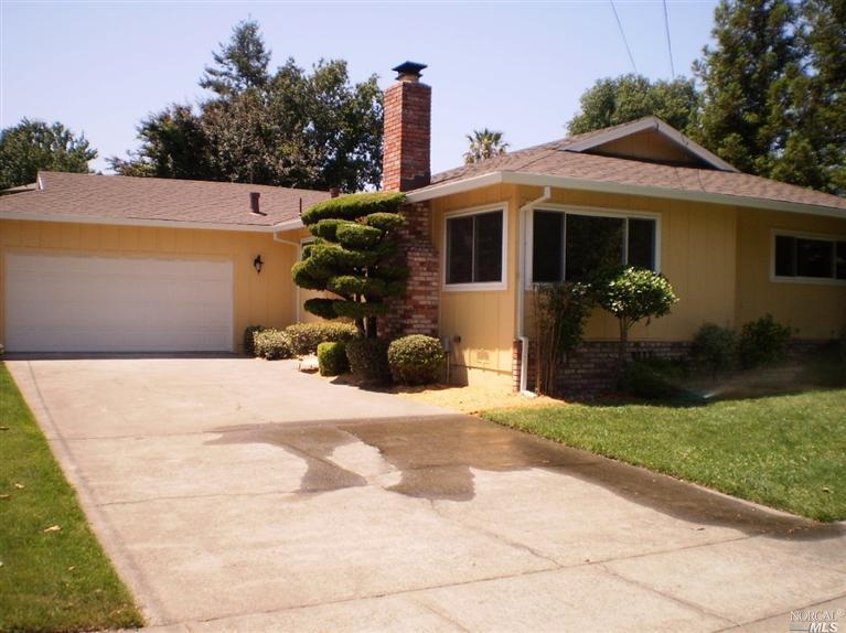 771 5th St W, Sonoma, CA 95476 photo 1