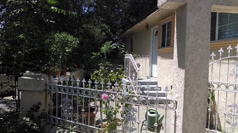 646 University St, Healdsburg, CA 95448 photo 12