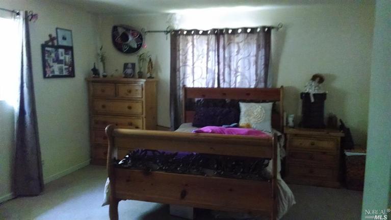 646 University St, Healdsburg, CA 95448 photo 6