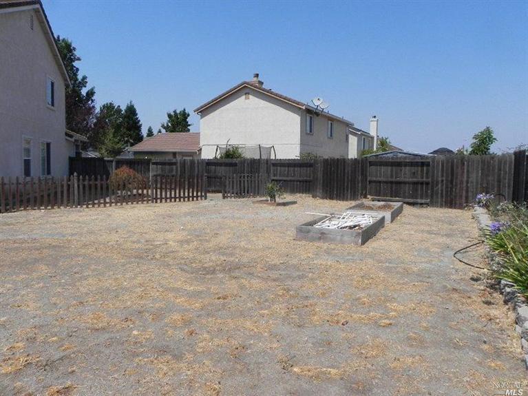 5030 Chablis Ct, Vallejo, CA 94591 photo 9