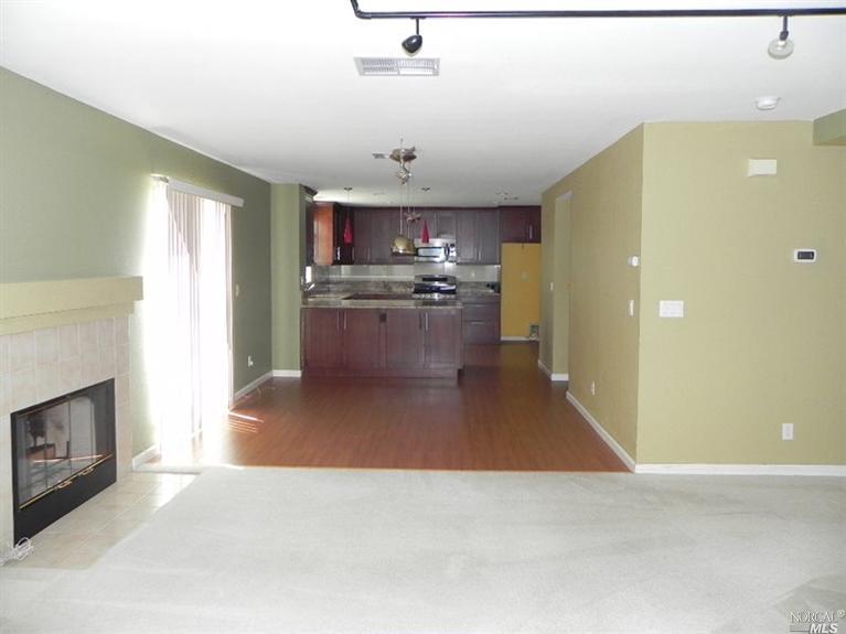 5030 Chablis Ct, Vallejo, CA 94591 photo 4