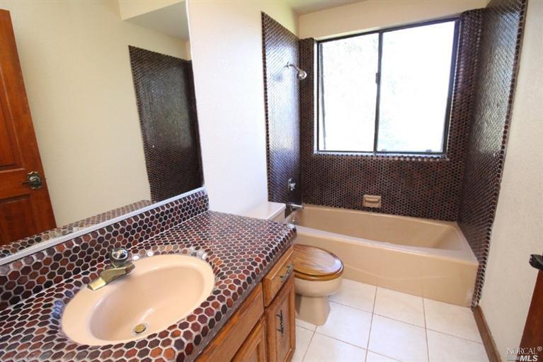 Undisclosed, Santa Rosa, CA 95404 photo 19