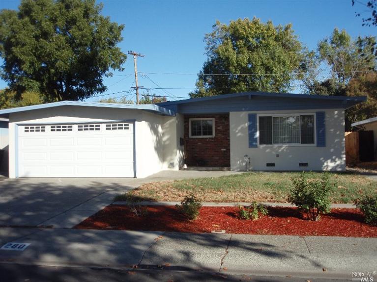 280 Grape St, Vacaville, CA 95688 photo 1