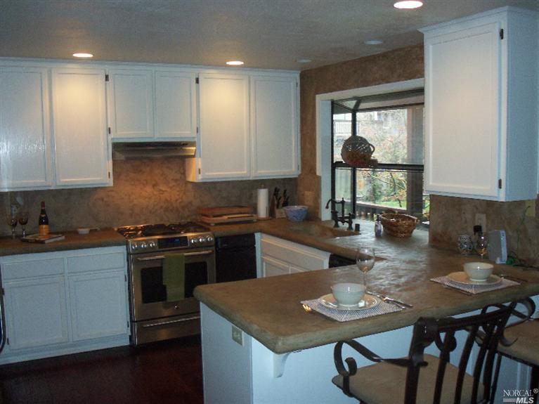 5859 Leona Ct, Windsor, CA 95492 photo 3