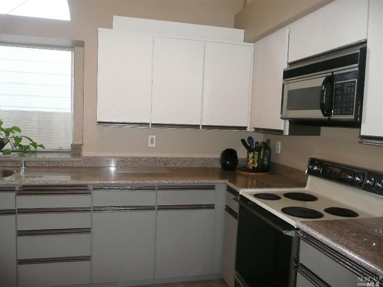 105 Crownpointe Dr, Vallejo, CA 94591 photo 10