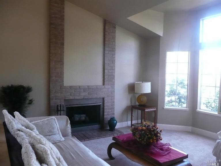 105 Crownpointe Dr, Vallejo, CA 94591 photo 6