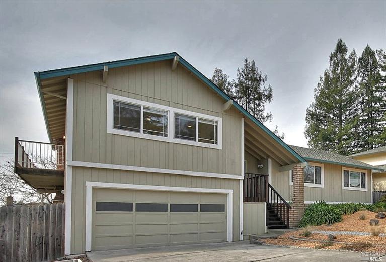 2128 Parrish Dr, Santa Rosa, CA 95404 photo 1