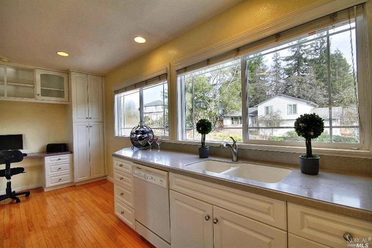 2128 Parrish Dr, Santa Rosa, CA 95404 photo 13