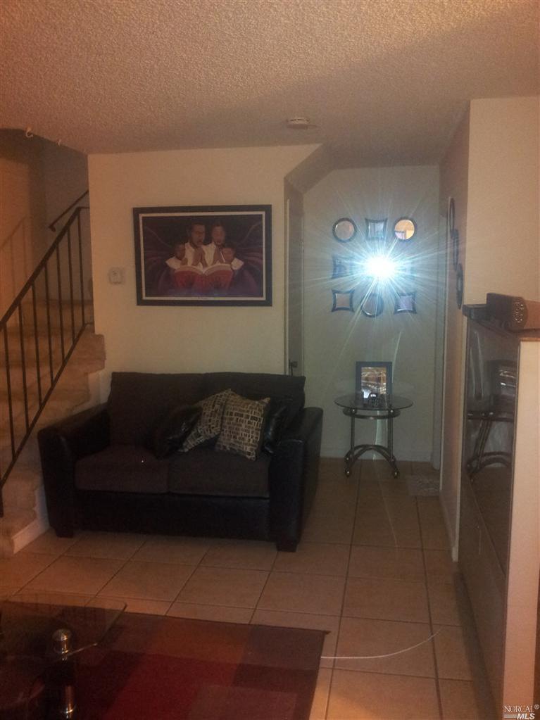 460 Corcoran Ave #2, Vallejo, CA 94589 photo 5
