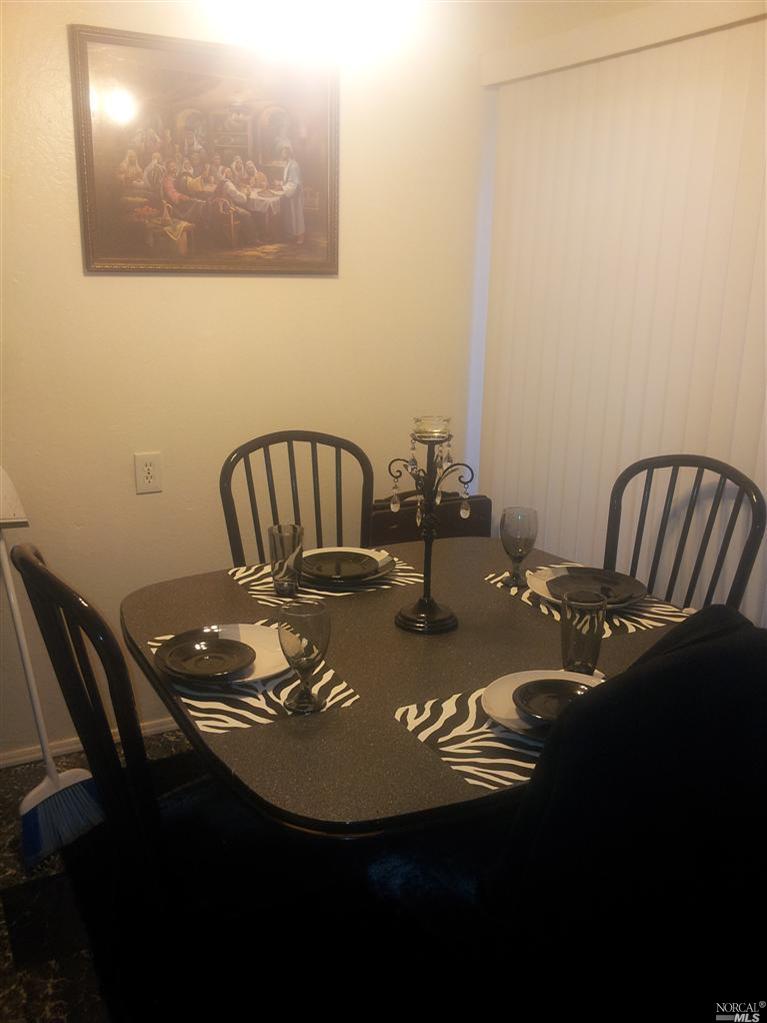 460 Corcoran Ave #2, Vallejo, CA 94589 photo 3