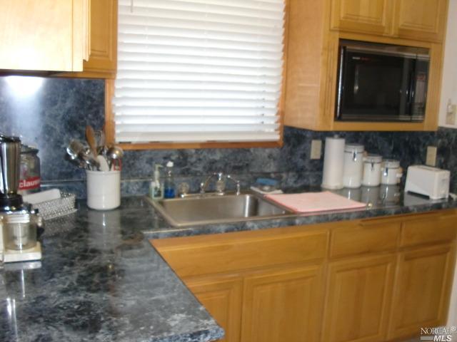 1411 Gordon St, Vallejo, CA 94590 photo 5